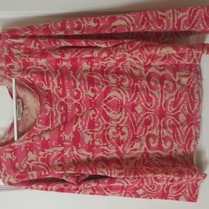 Jones New York petite medium long sleeve with red pink and a beige design